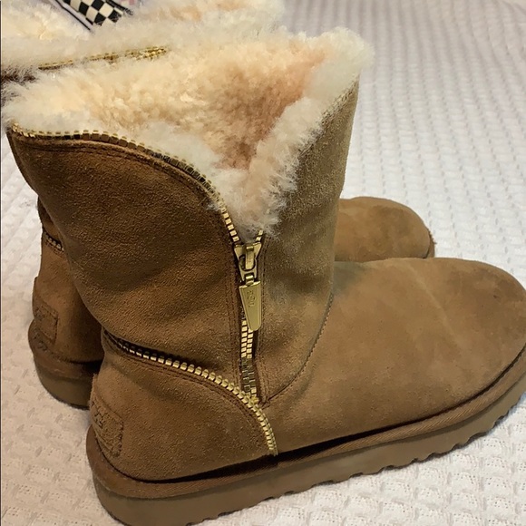 ugg’s - Picture 3 of 5